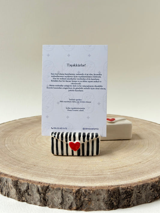 Letter-shaped picture two holders