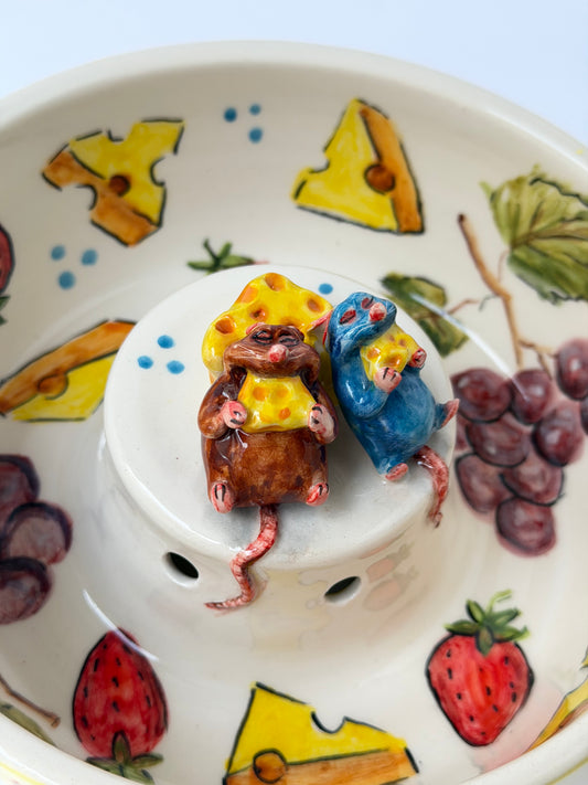 Handmade ceramic fruit washing bowl (pre-order)