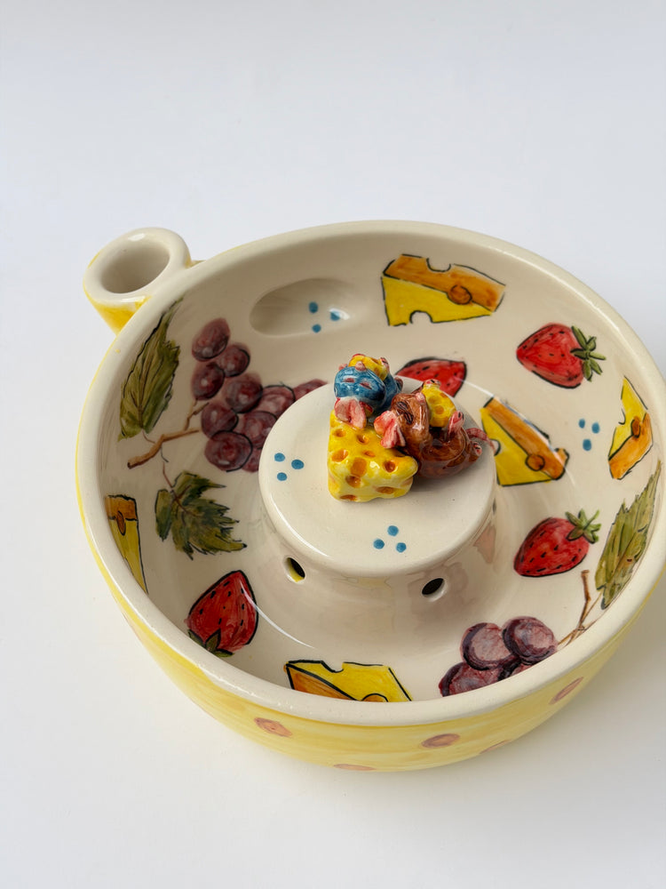 Handmade ceramic fruit washing bowl (pre-order)
