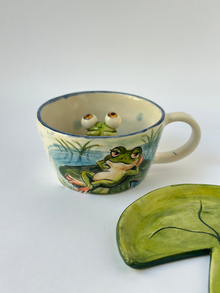 Frog handmade ceramic mug