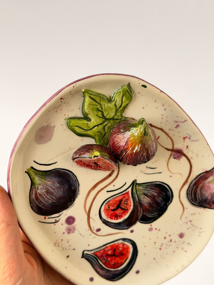 Fig handmade ceramic plate (Note: This product has a small, faint crack that does not affect its usability in any way. It is fully functional and safe to use)