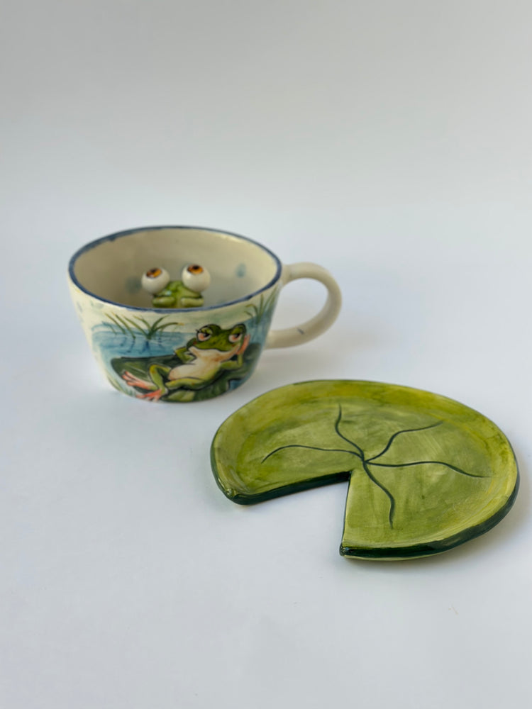 Frog handmade ceramic mug