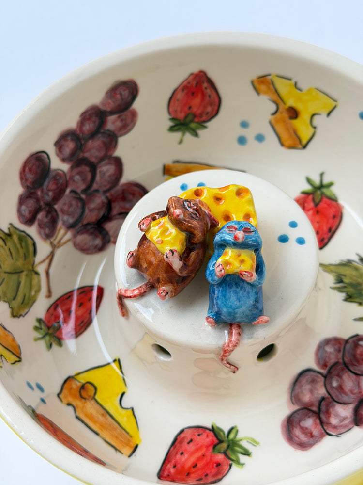 Handmade ceramic fruit washing bowl (pre-order)