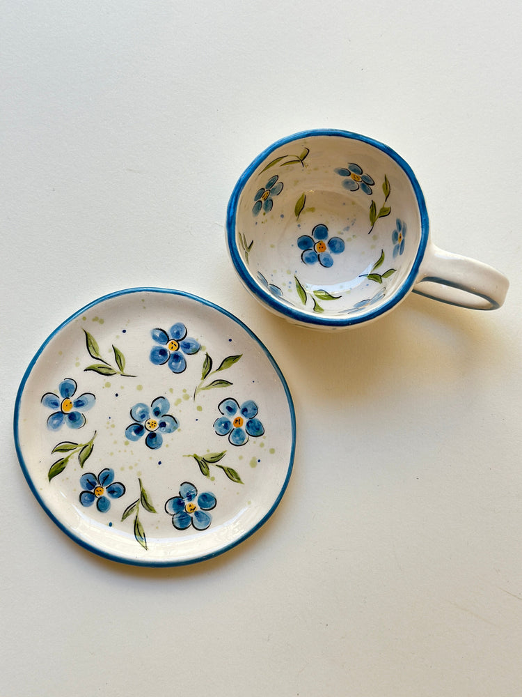 Flowers handmade cup and plate