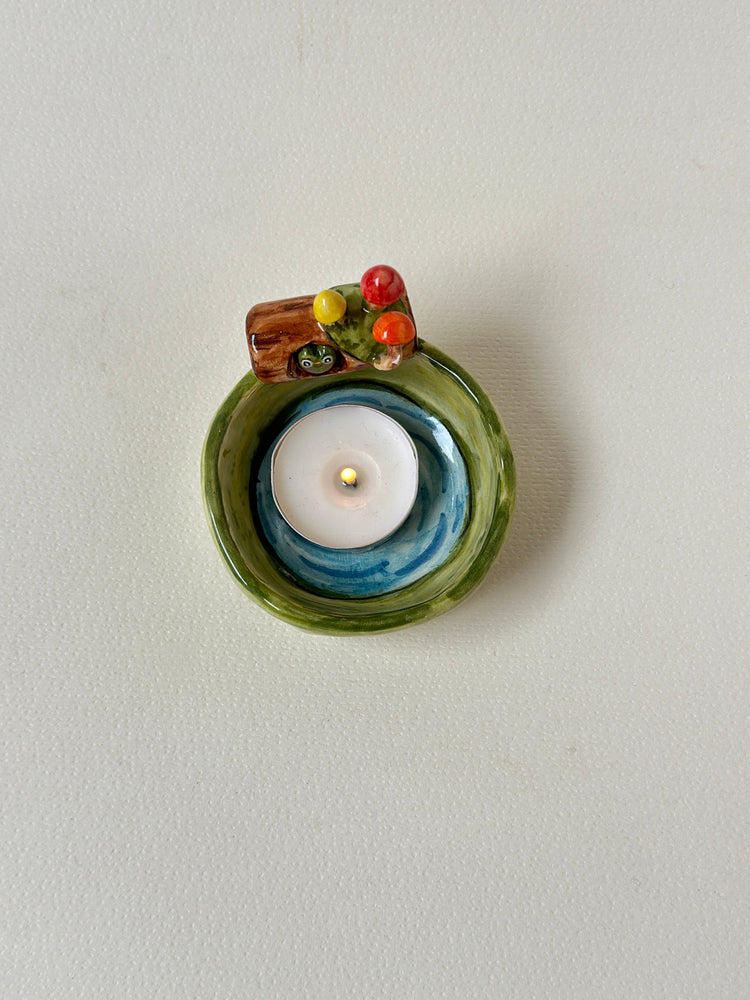 Frog handmade candle holder