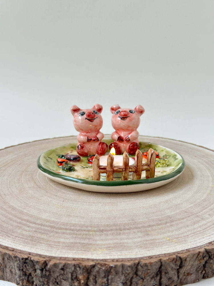 Pig’s handmade candle holder