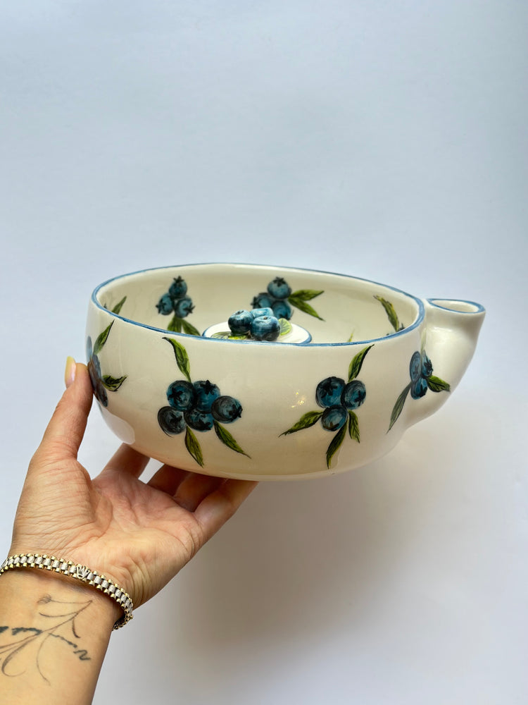 Handmade ceramic fruit washing bowl🫐