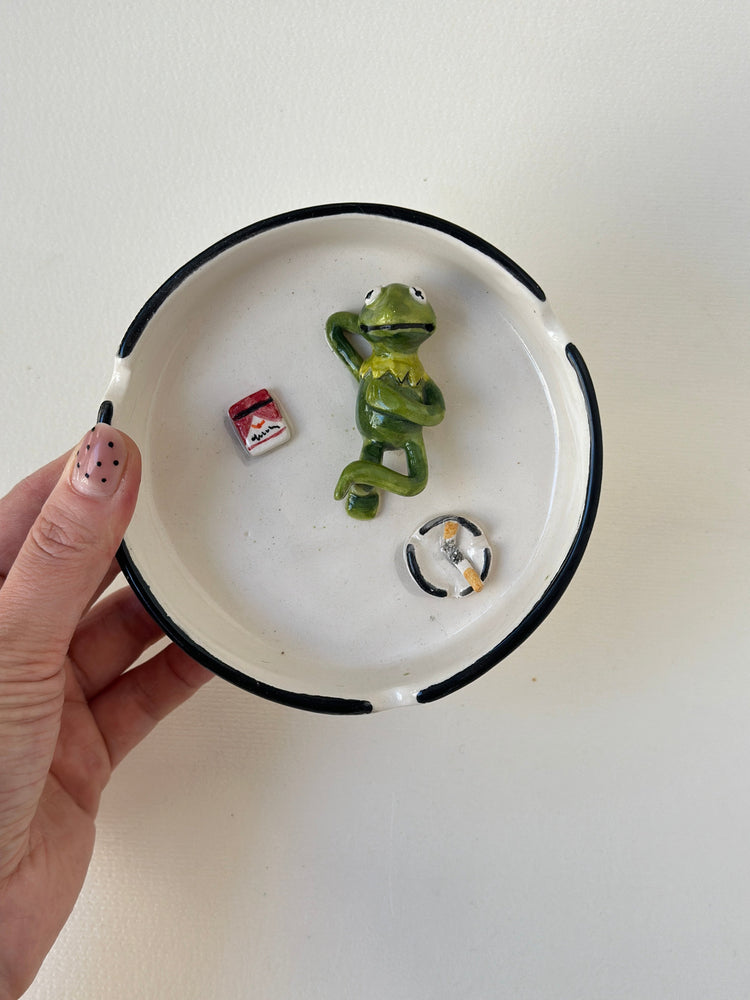 Kermit handmade ahstray