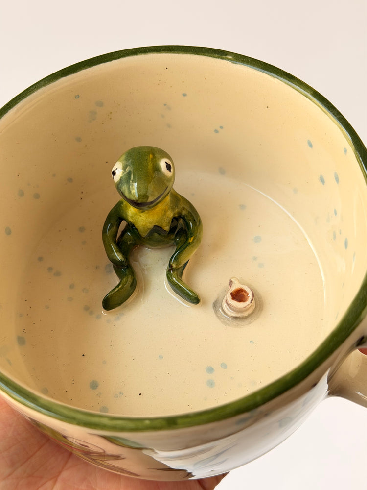 Frog handmade ceramic mug
