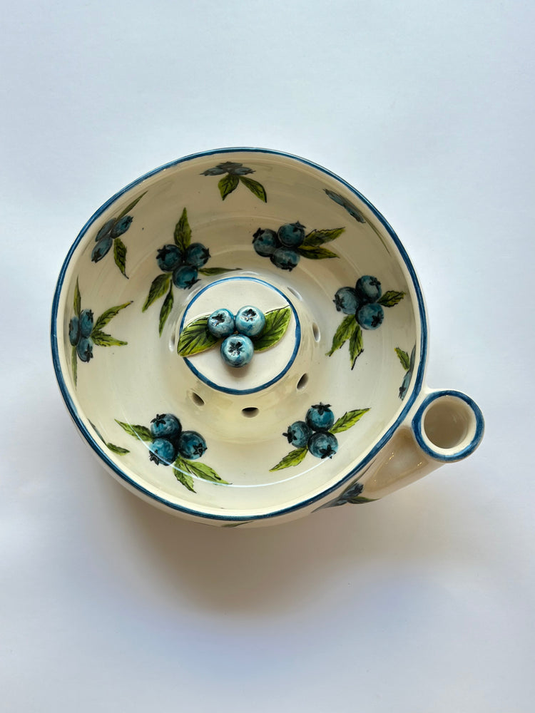 Handmade ceramic fruit washing bowl🫐