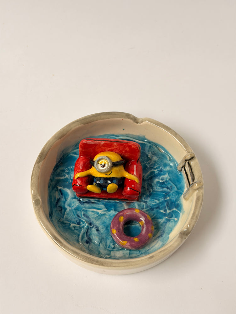 Minio handmade ceramic ashtray